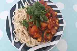 Pasta with tomato/veg sauce